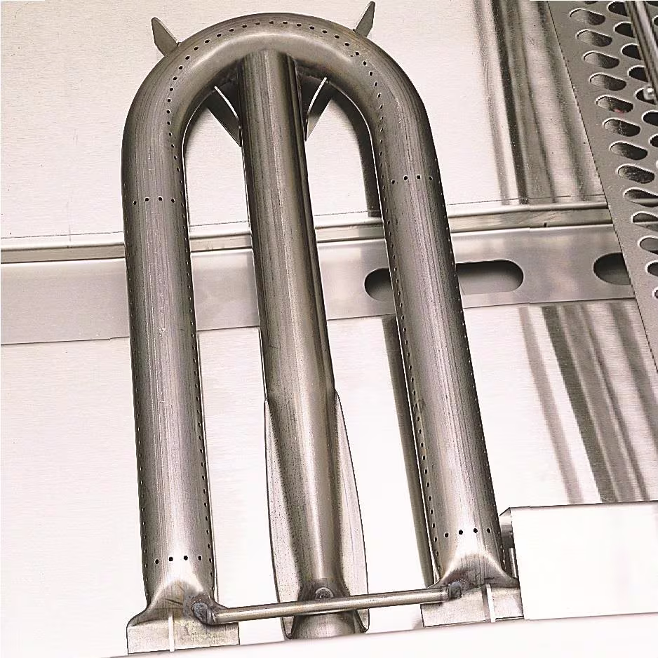 stainless steel burner delivering a total of 16,000 BTUs each for even heat distribution